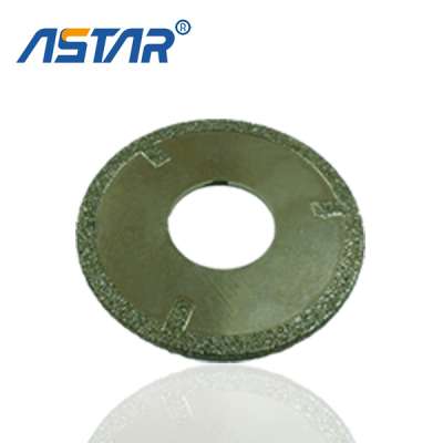 Electroplated diamond cutting caving saw disc